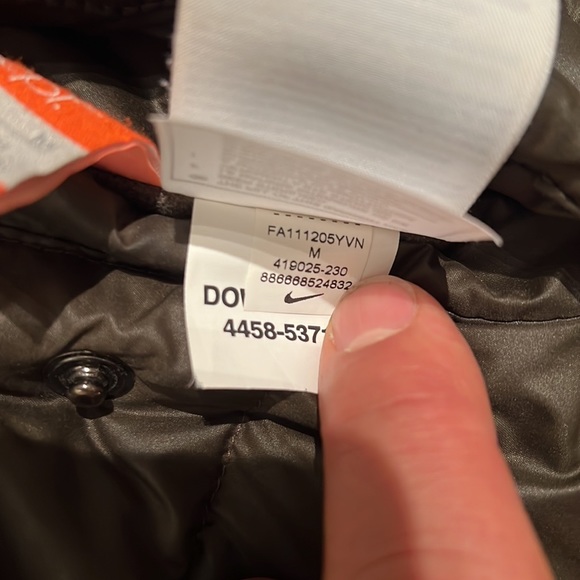 Nike vintage reversible down puffer M (like new) - Picture 6 of 6